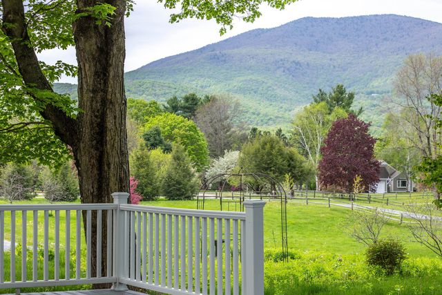 2677 Route 30, Dorset, VT 05251