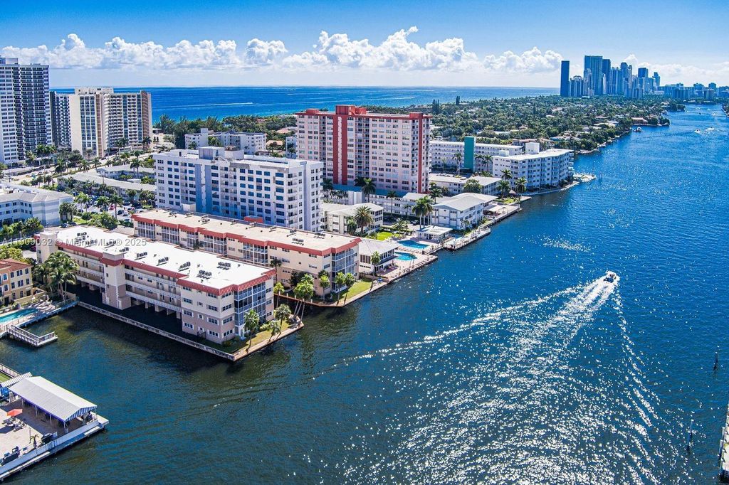 2081 S Ocean Dr 308, Hallandale Beach, FL 33009