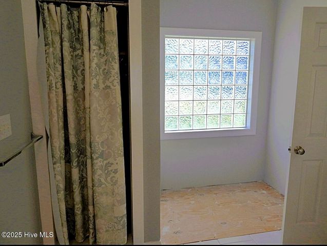 644 Milton Drive, Winterville, NC 28590