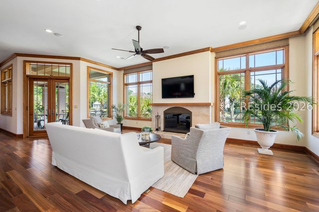 34 Sparwheel Ln, Hilton Head Island, SC 29926