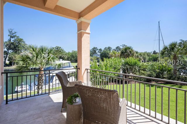 34 Sparwheel Ln, Hilton Head Island, SC 29926