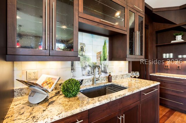 34 Sparwheel Ln, Hilton Head Island, SC 29926