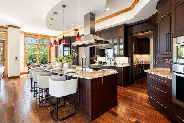 34 Sparwheel Ln, Hilton Head Island, SC 29926