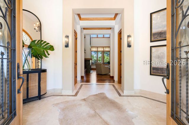 34 Sparwheel Ln, Hilton Head Island, SC 29926