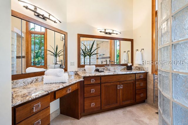 34 Sparwheel Ln, Hilton Head Island, SC 29926