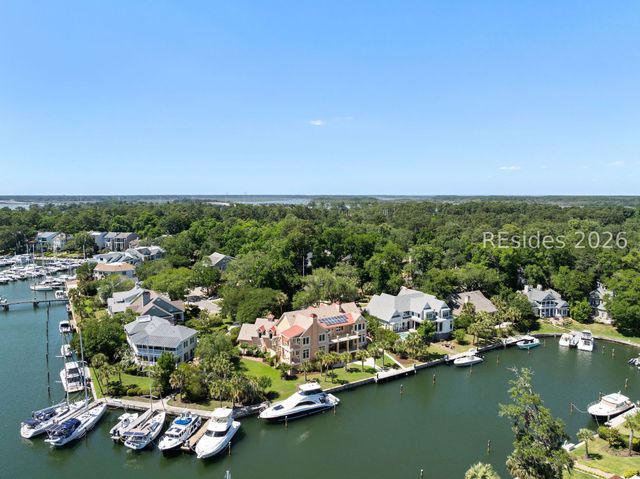 34 Sparwheel Ln, Hilton Head Island, SC 29926