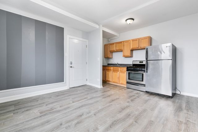 5860 N Kenmore Avenue 514, Chicago, IL 60660