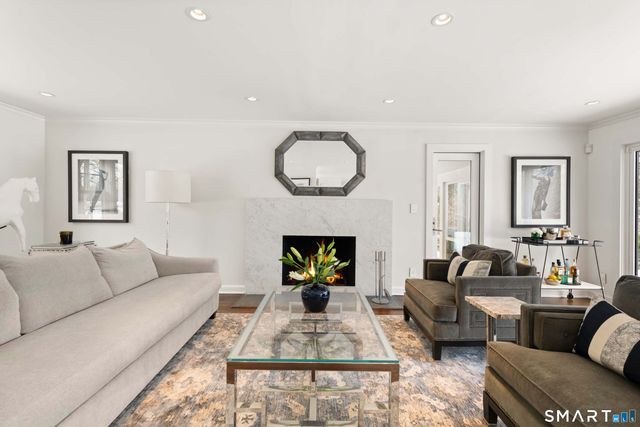 29 Hunting Ridge Road, Greenwich, CT 06831