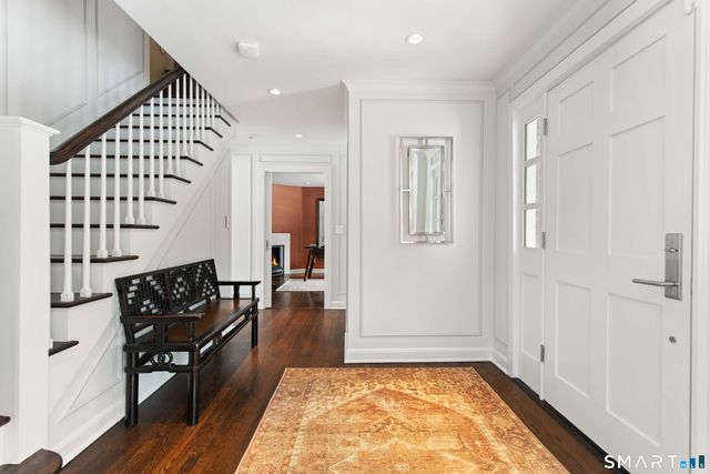 29 Hunting Ridge Road, Greenwich, CT 06831