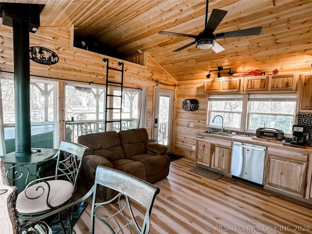 121780 S 4109 Road, Eufaula, OK 74432