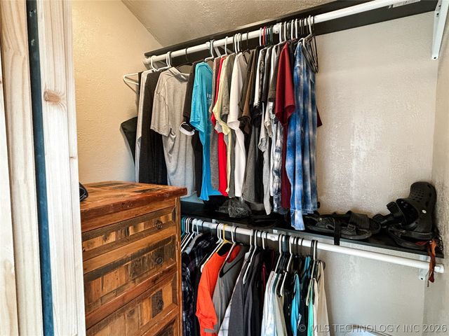 121780 S 4109 Road, Eufaula, OK 74432