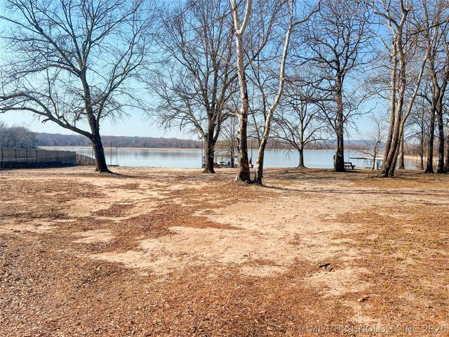 121780 S 4109 Road, Eufaula, OK 74432