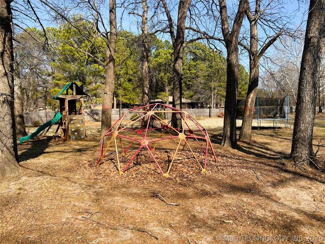 121780 S 4109 Road, Eufaula, OK 74432