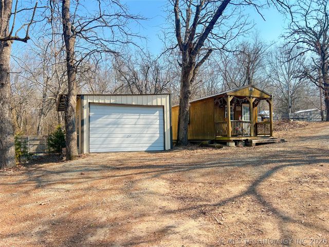 121780 S 4109 Road, Eufaula, OK 74432