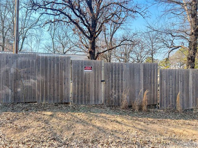 121780 S 4109 Road, Eufaula, OK 74432