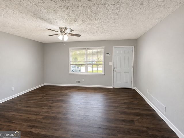 1716 Hallmark Drive, Griffin, GA 30223