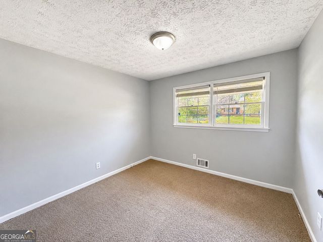1716 Hallmark Drive, Griffin, GA 30223