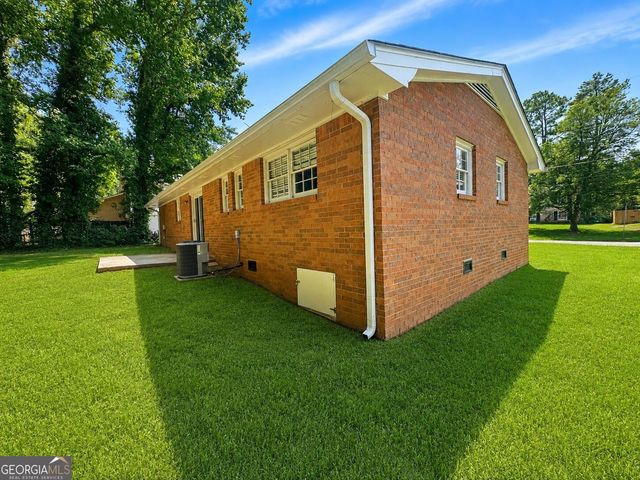 1716 Hallmark Drive, Griffin, GA 30223