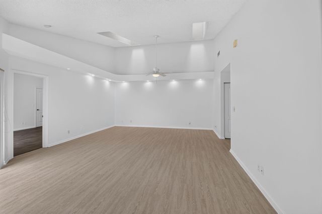 9621 BOCA GARDENS Circle N C, Boca Raton, FL 33496