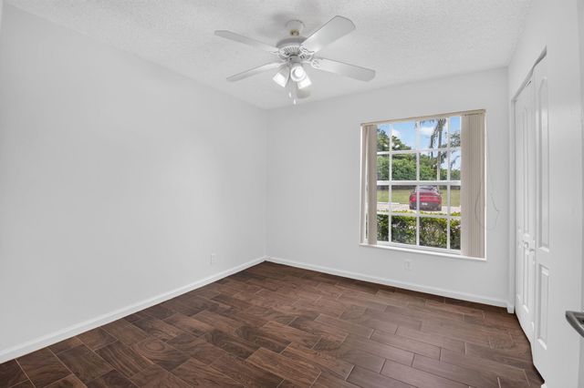 9621 BOCA GARDENS Circle N C, Boca Raton, FL 33496