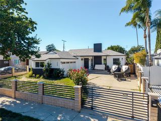 6659 Shirley Avenue, Reseda, CA 91335