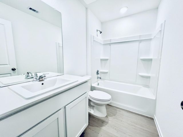 3014 Mallorca, Conroe, TX 77301