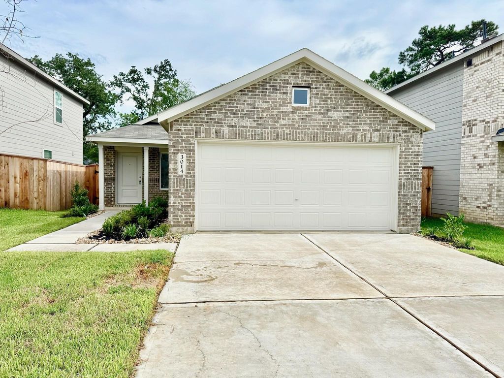 3014 Mallorca, Conroe, TX 77301
