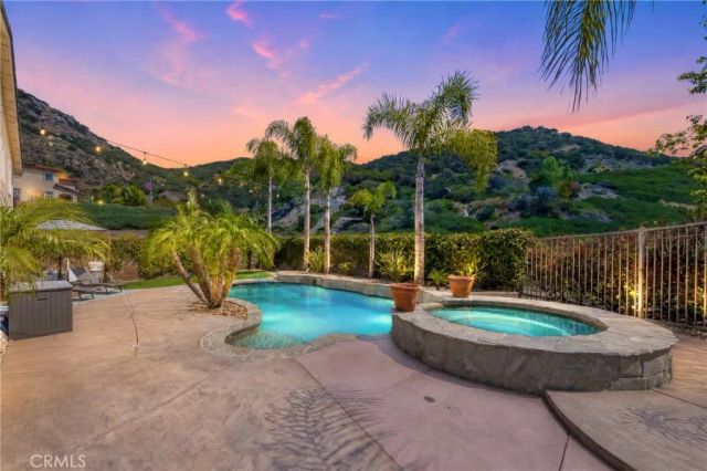 35519 Iceplant LN, Murrieta, CA 92562