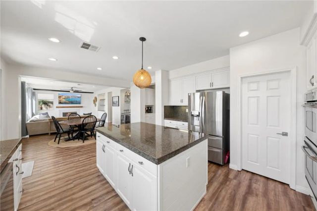 35519 Iceplant LN, Murrieta, CA 92562