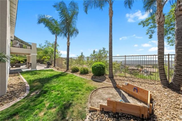 35519 Iceplant LN, Murrieta, CA 92562