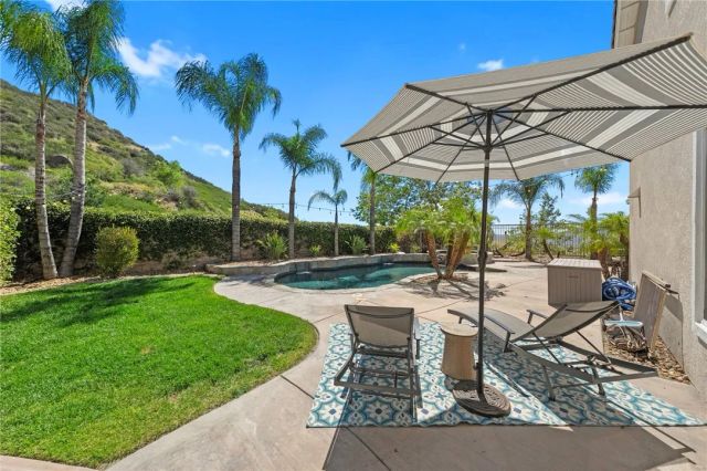 35519 Iceplant LN, Murrieta, CA 92562