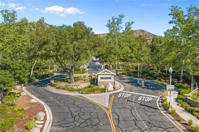 35519 Iceplant LN, Murrieta, CA 92562