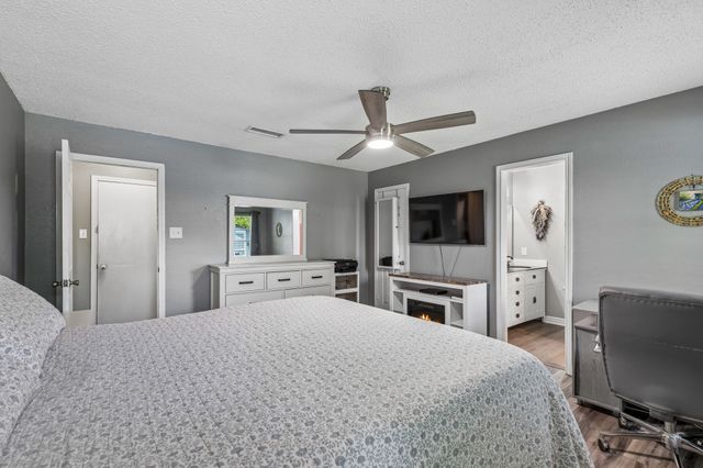 6417 Loma Vista Drive, Watauga, TX 76148