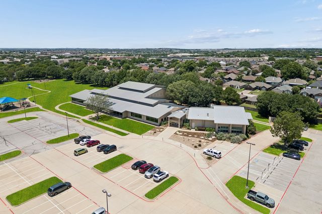 6417 Loma Vista Drive, Watauga, TX 76148