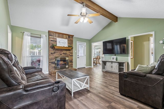 6417 Loma Vista Drive, Watauga, TX 76148