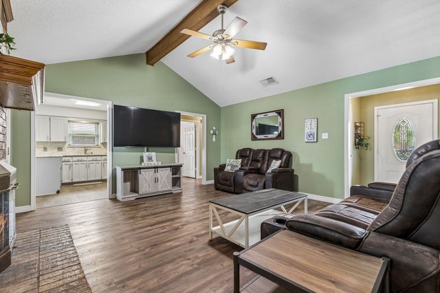 6417 Loma Vista Drive, Watauga, TX 76148