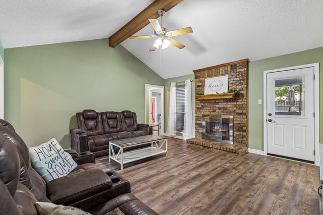 6417 Loma Vista Drive, Watauga, TX 76148