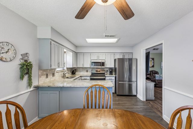 6417 Loma Vista Drive, Watauga, TX 76148