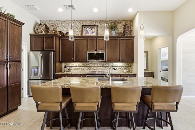 16383 W SHEILA Lane, Goodyear, AZ 85395