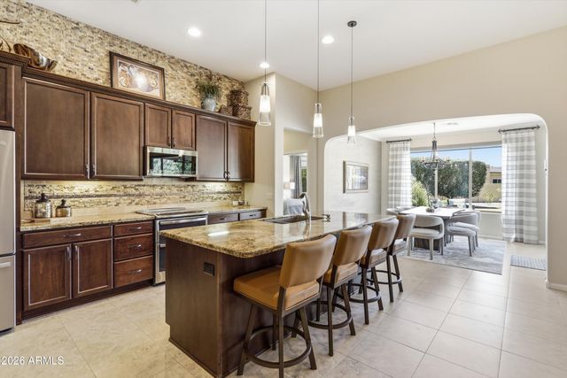 16383 W SHEILA Lane, Goodyear, AZ 85395