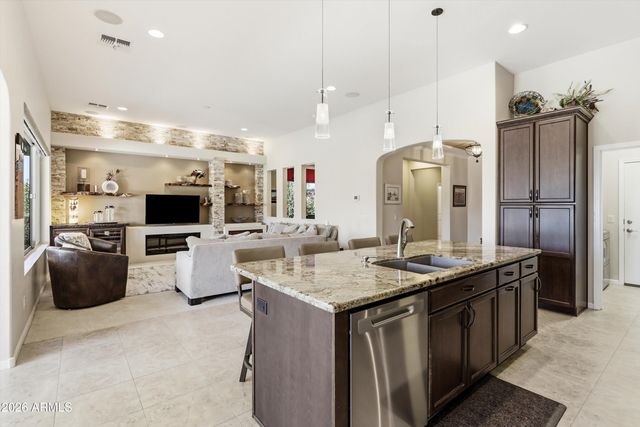 16383 W SHEILA Lane, Goodyear, AZ 85395