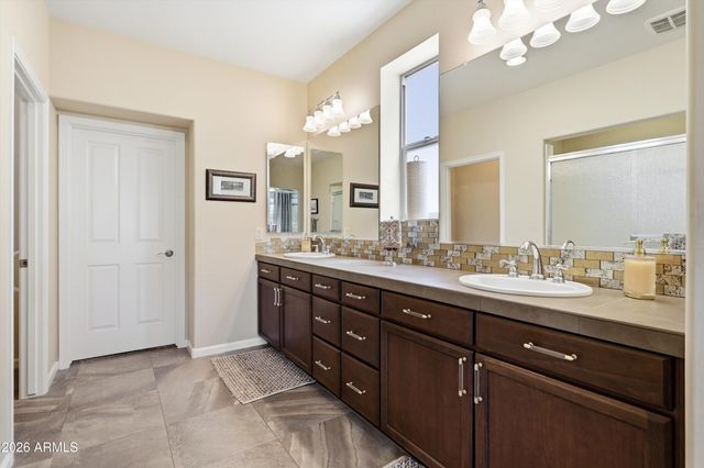 16383 W SHEILA Lane, Goodyear, AZ 85395