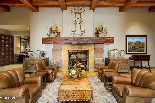 16383 W SHEILA Lane, Goodyear, AZ 85395