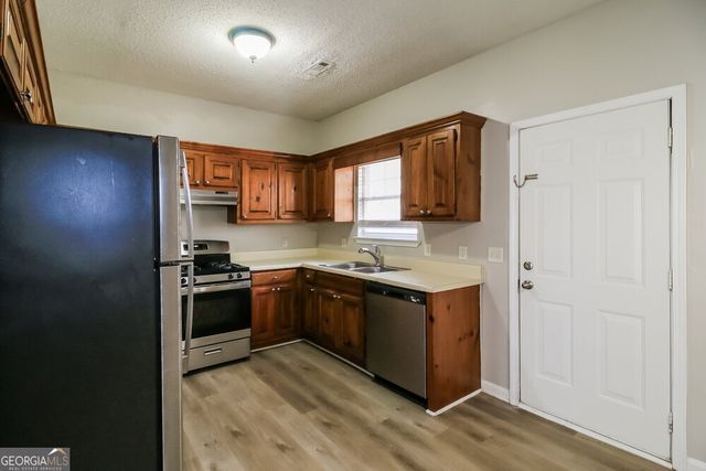 120 Mann Boulevard, Stockbridge, GA 30281