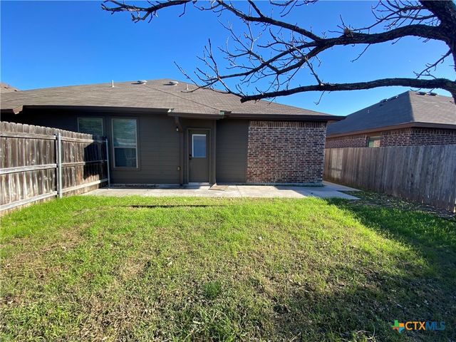 688 Creekside Circle, New Braunfels, TX 78130