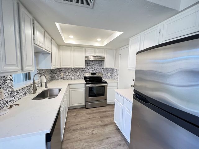 10913 Gable Drive, Dallas, TX 75229