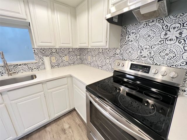 10913 Gable Drive, Dallas, TX 75229