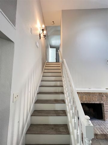 10913 Gable Drive, Dallas, TX 75229