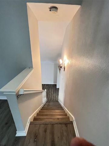 10913 Gable Drive, Dallas, TX 75229