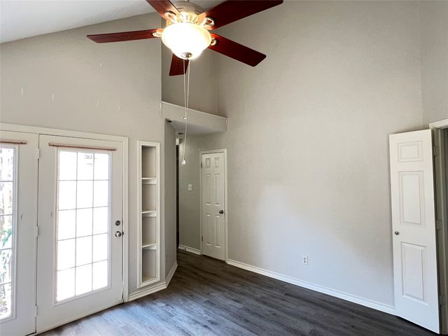 10913 Gable Drive, Dallas, TX 75229